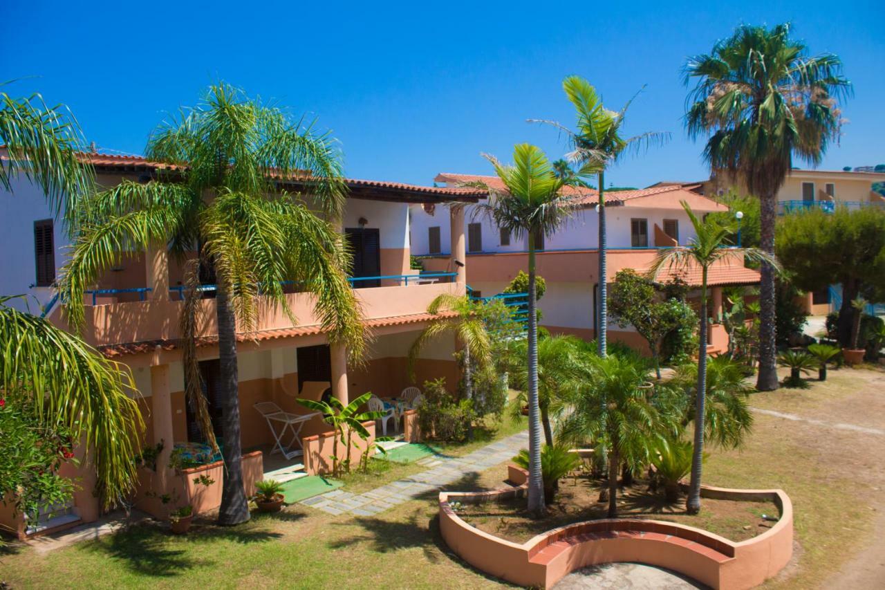 Residence Esmeraldo Capo Vaticano Exterior photo